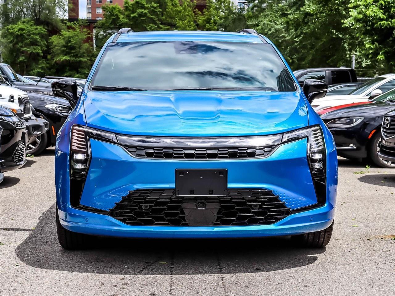 2027 Chrysler Pacifica Select FWD Photo1