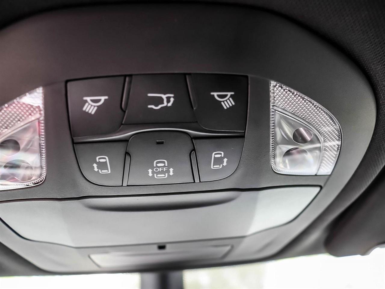 2027 Chrysler Pacifica Select FWD Photo
