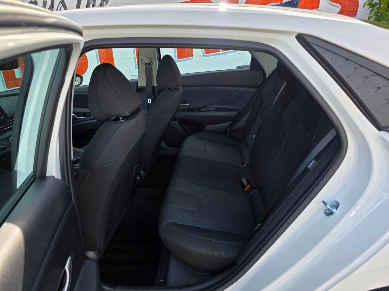 2026 Hyundai Elantra ESSENTIAL 4DR SEDAN Photo