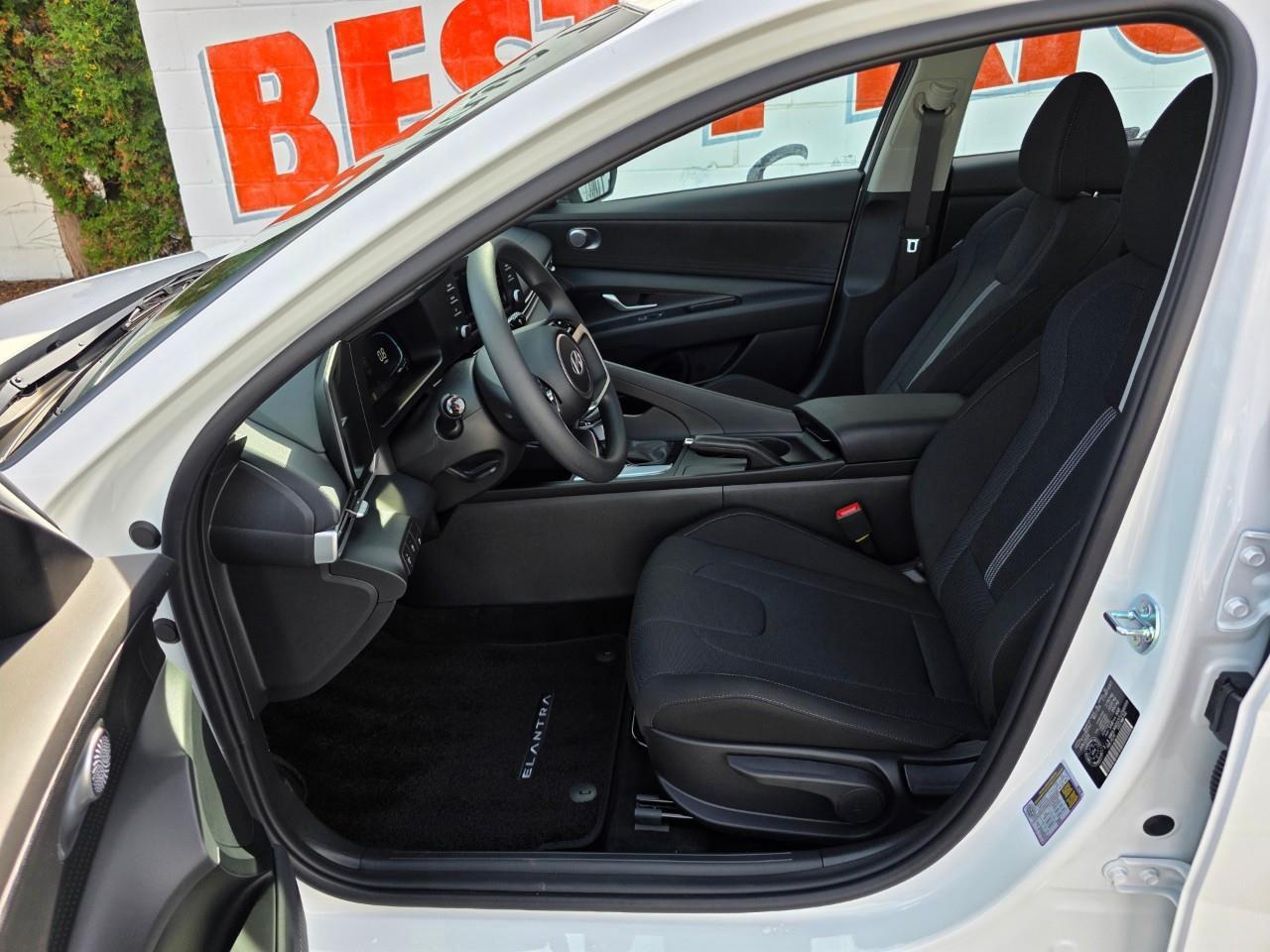 2026 Hyundai Elantra ESSENTIAL 4DR SEDAN Photo