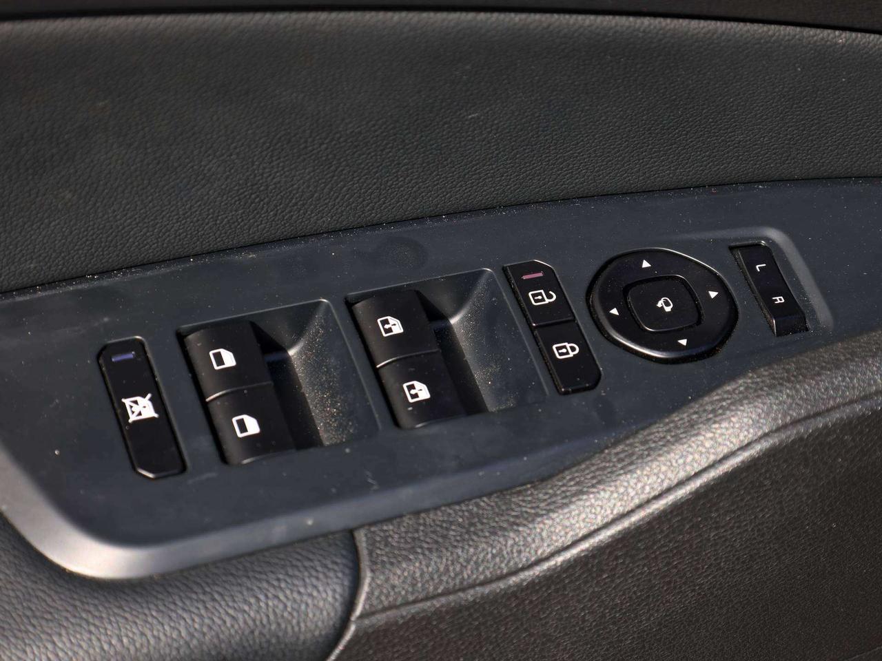 2026 Kia Sportage EX Premium Photo