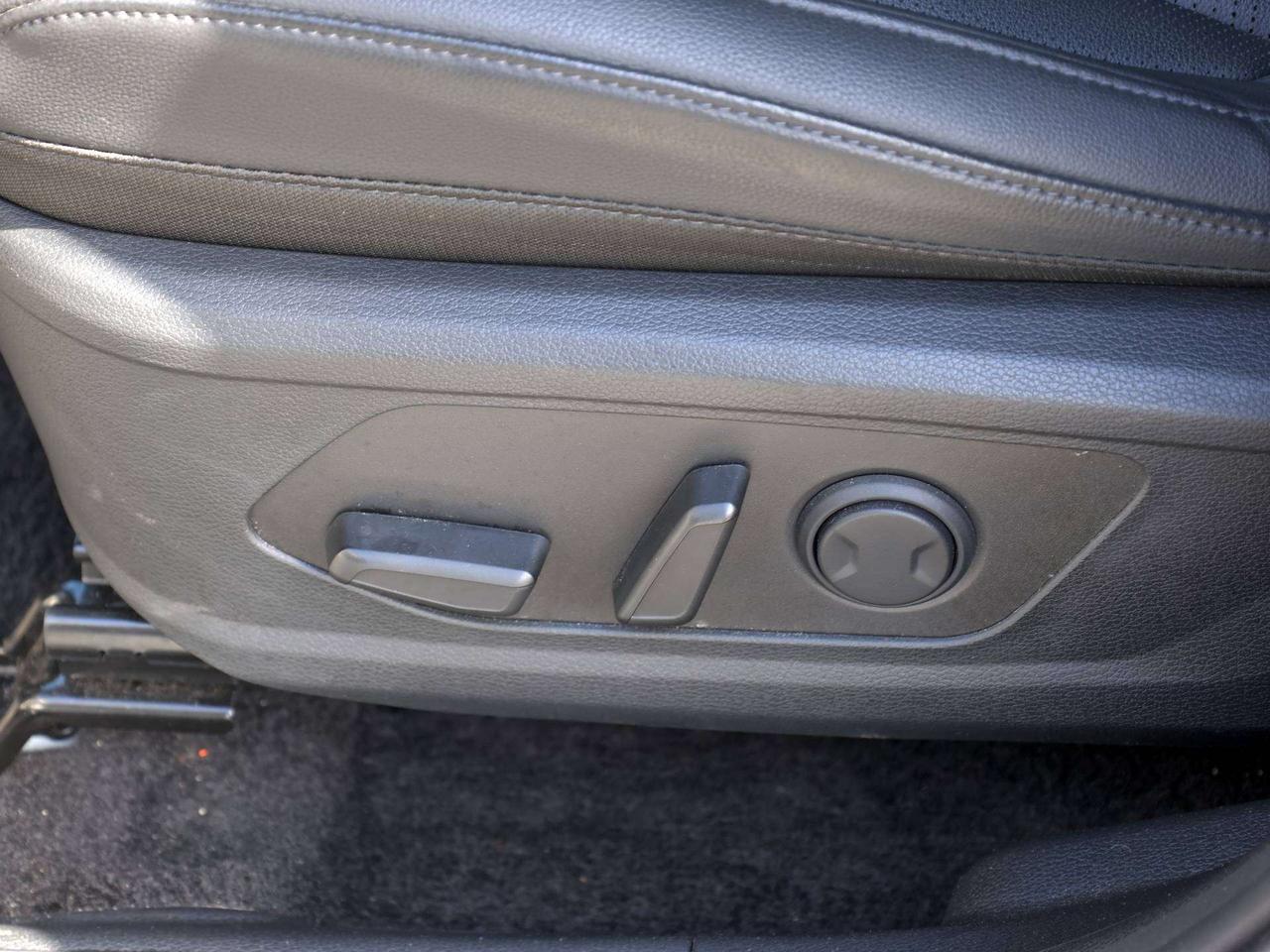 2026 Kia Sportage EX Premium Photo