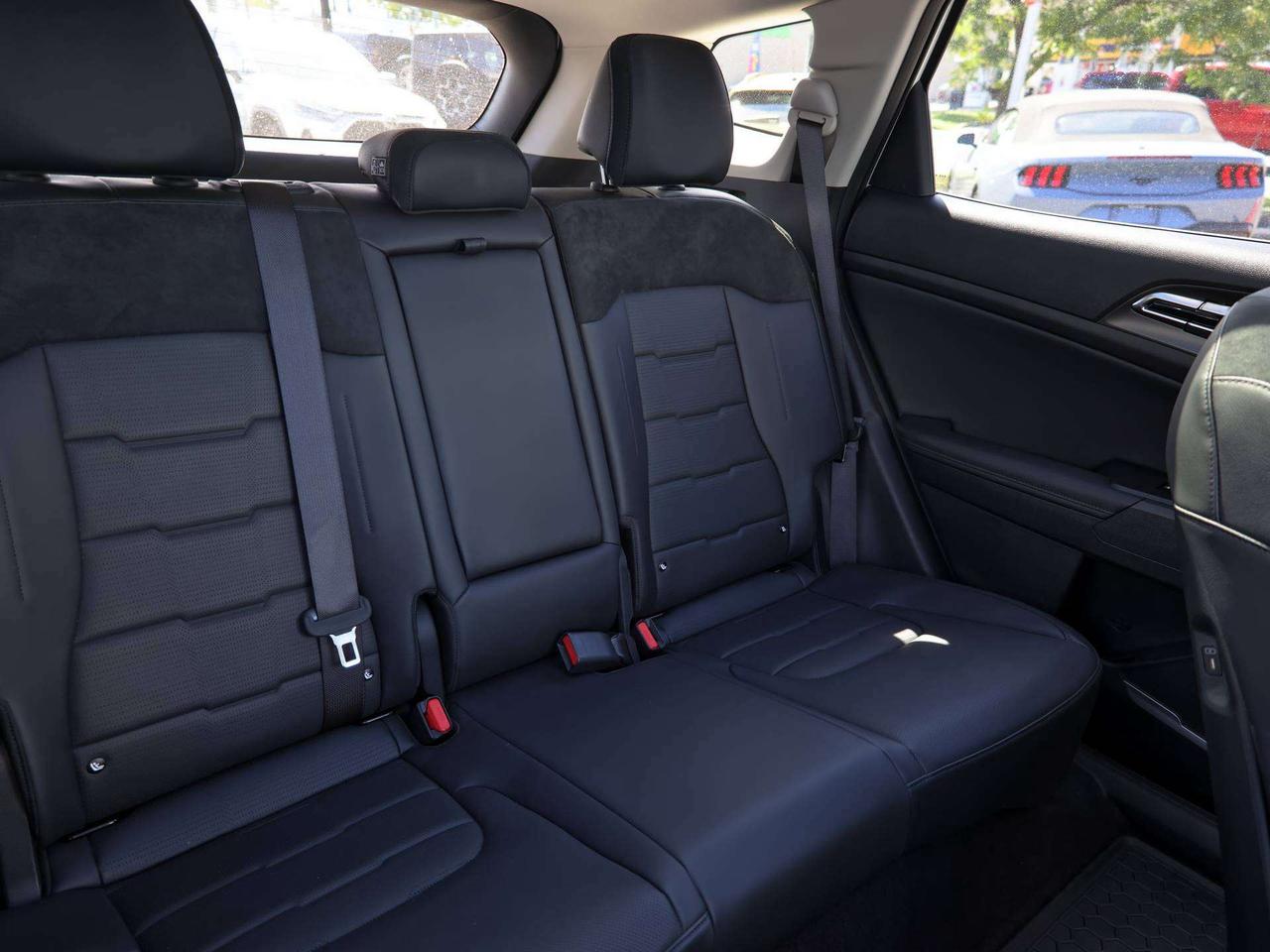 2026 Kia Sportage EX Premium Photo