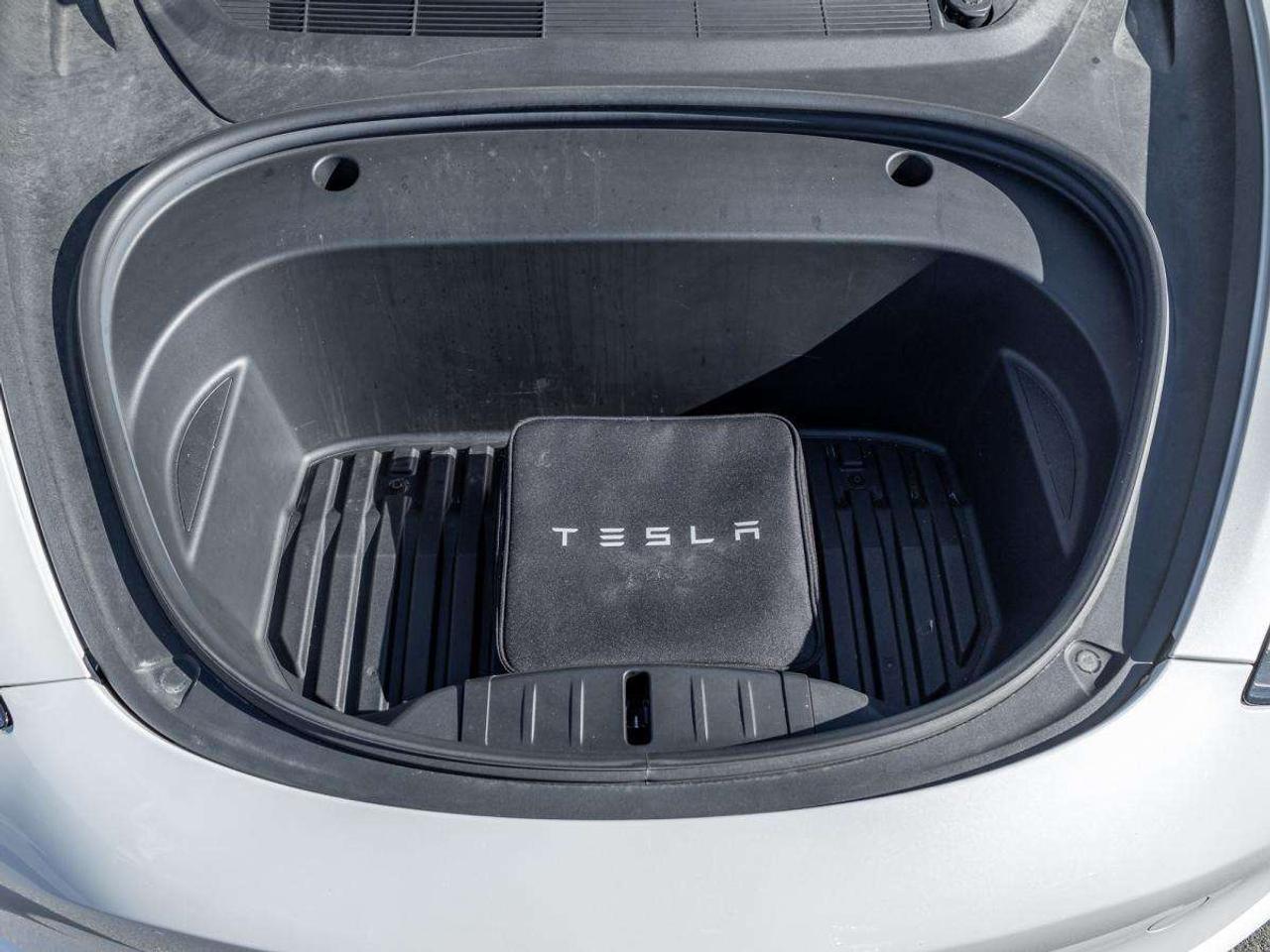 2022 Tesla Model 3 RWD Photo
