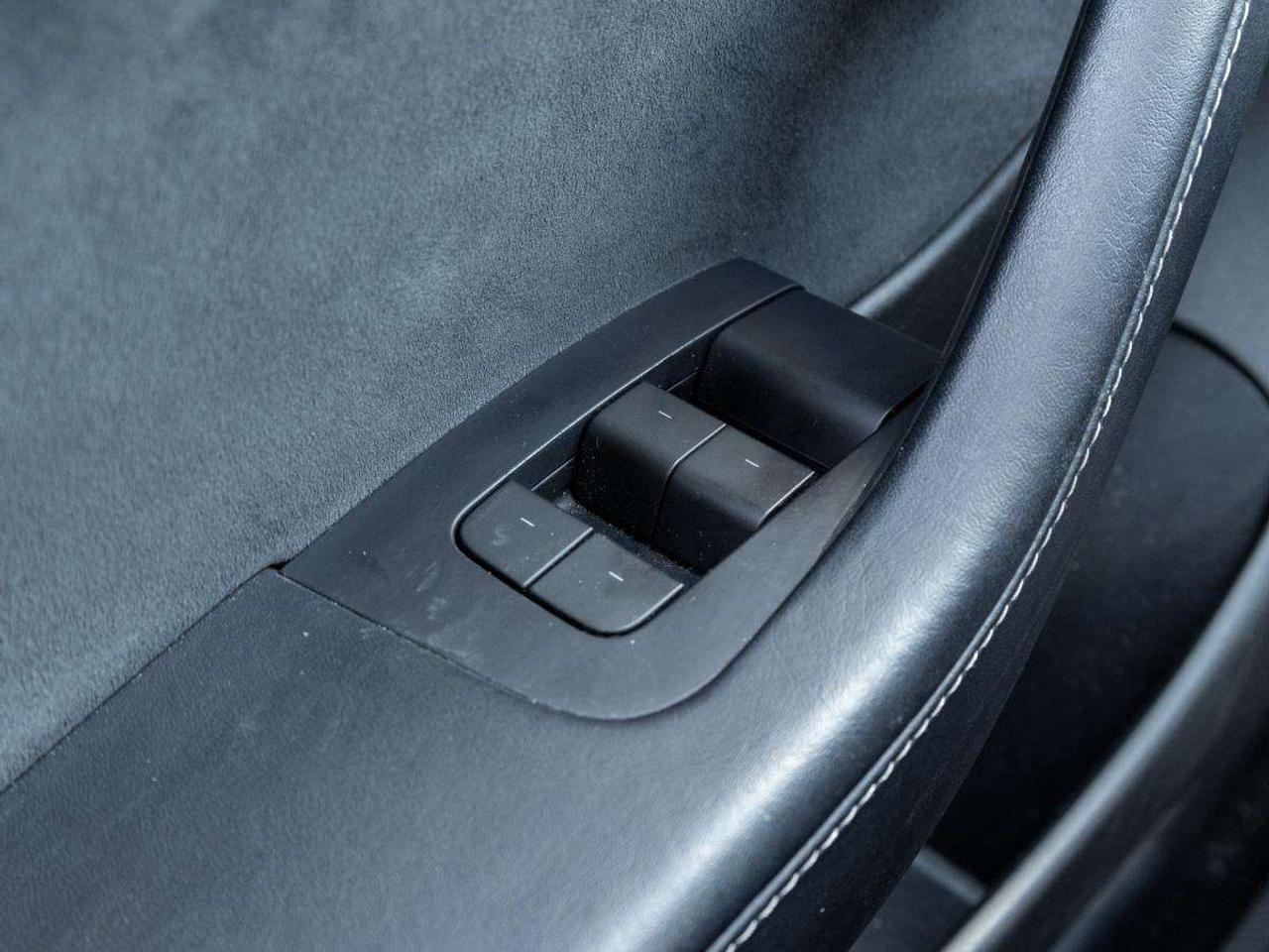 2022 Tesla Model 3 RWD Photo