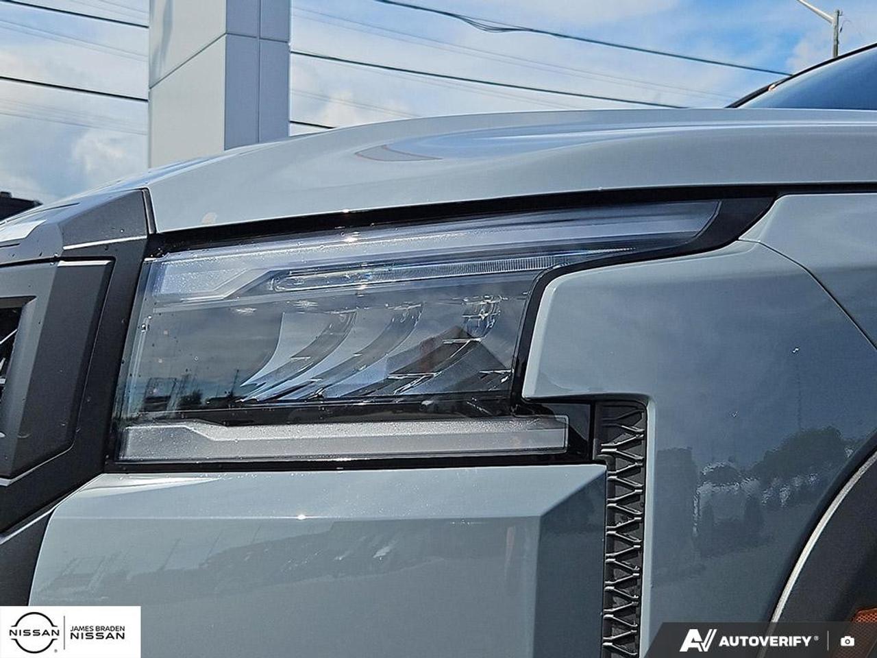 2027 Nissan Frontier Crew Cab 4x4 PRO-4X Luxury Photo