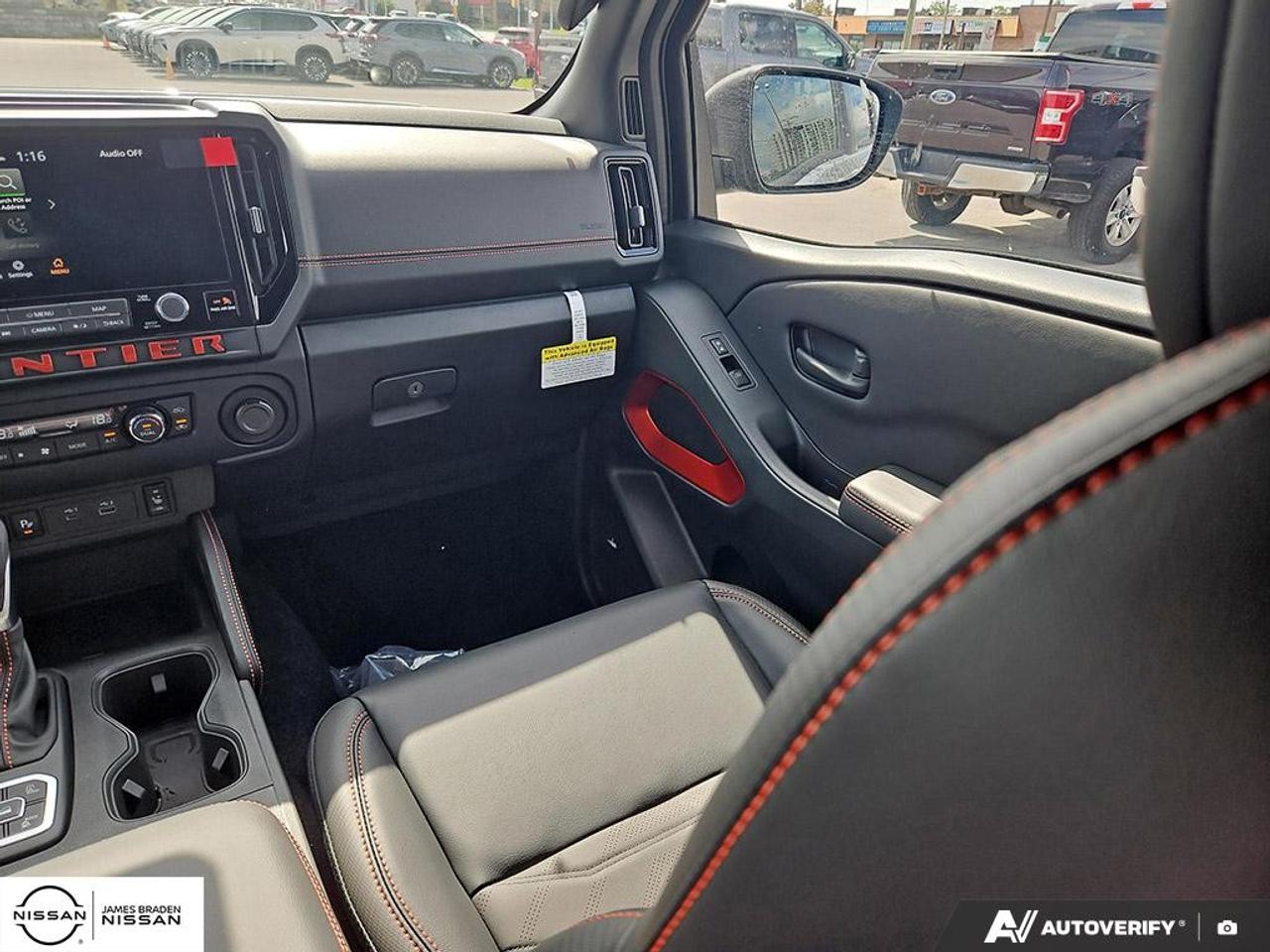 2027 Nissan Frontier Crew Cab 4x4 PRO-4X Luxury Photo