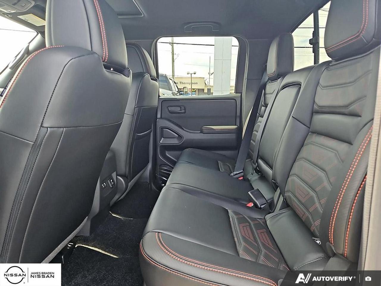 2027 Nissan Frontier Crew Cab 4x4 PRO-4X Luxury Photo