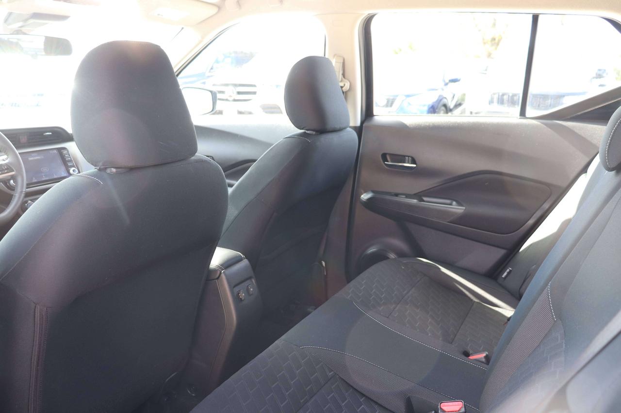 2024 Nissan Kicks SV FWD 1 OWNER NO ACCIDENTS HEATED SEATS& STEERING Photo
