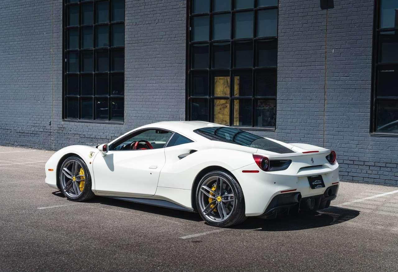 2019 Ferrari 488 Coupe Photo