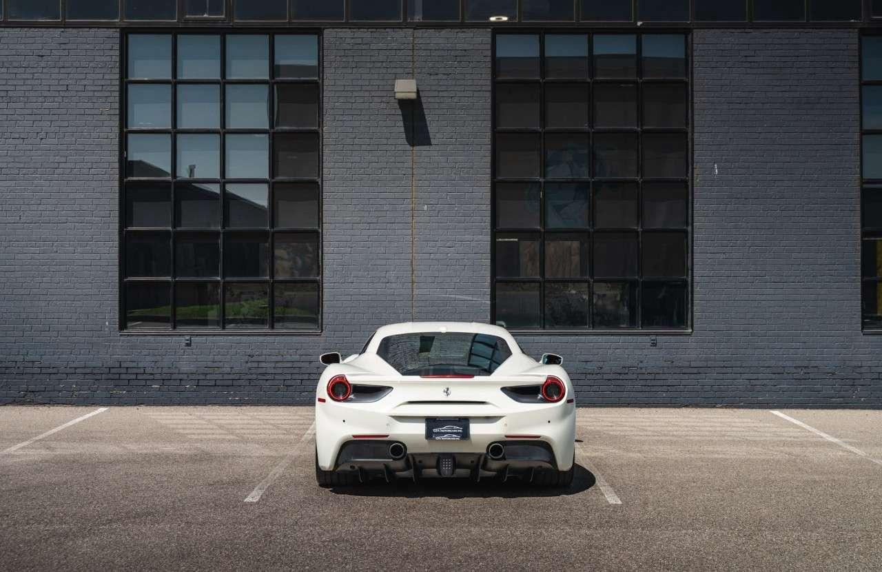 2019 Ferrari 488 Coupe Photo