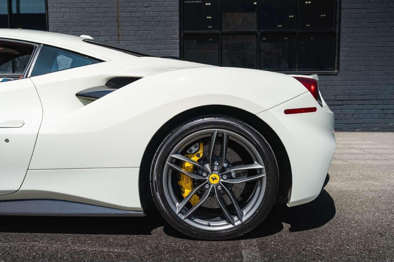2019 Ferrari 488 Coupe Photo