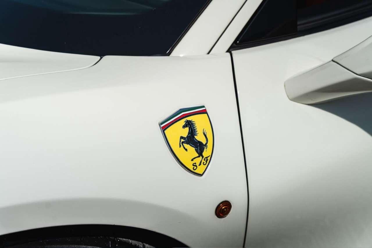 2019 Ferrari 488 Coupe Photo