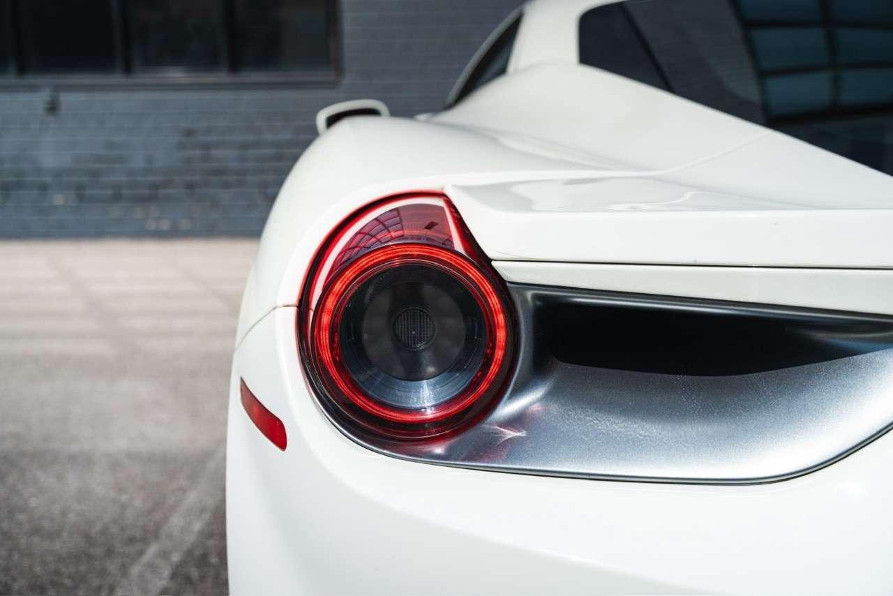 2019 Ferrari 488 Coupe Photo