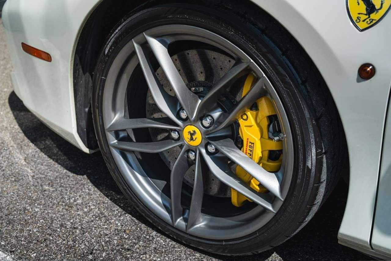 2019 Ferrari 488 Coupe Photo