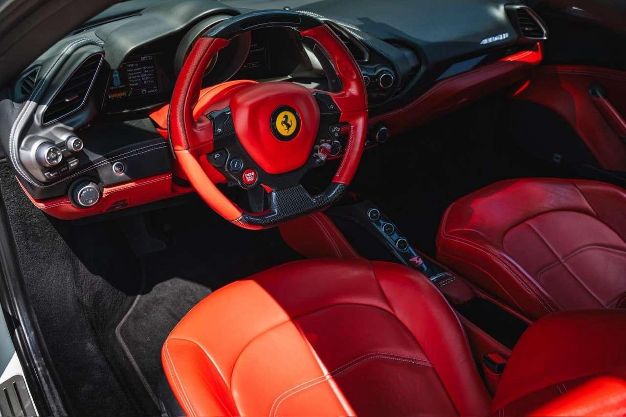 2019 Ferrari 488 Coupe Photo