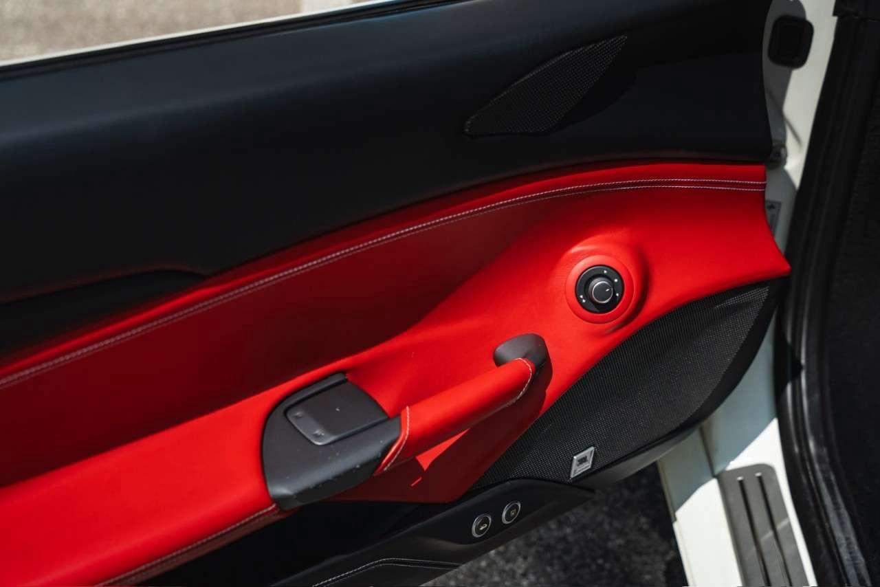 2019 Ferrari 488 Coupe Photo