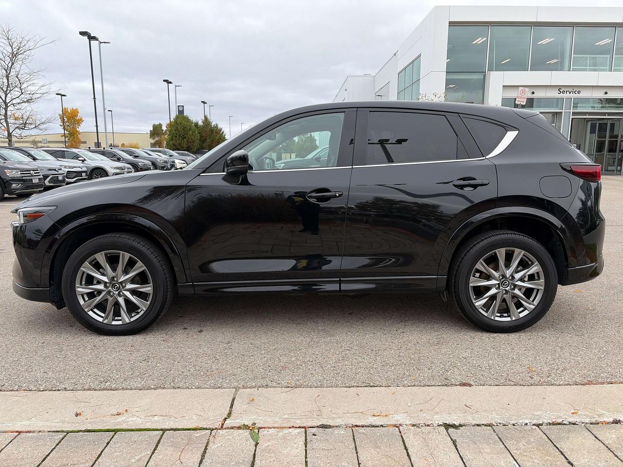 2025 Mazda CX-5 GT Photo1