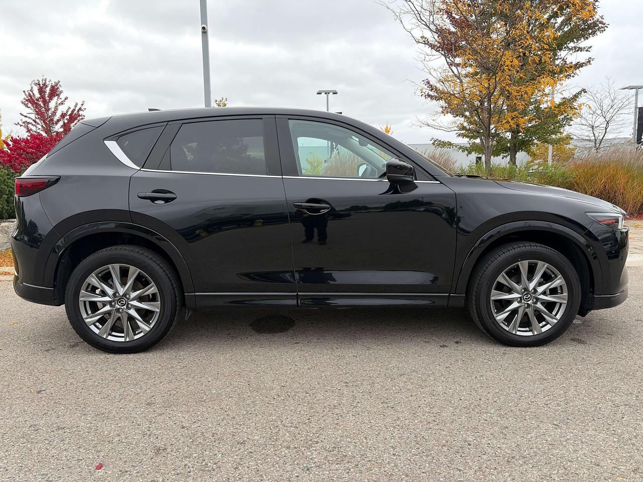 2025 Mazda CX-5 GT Photo