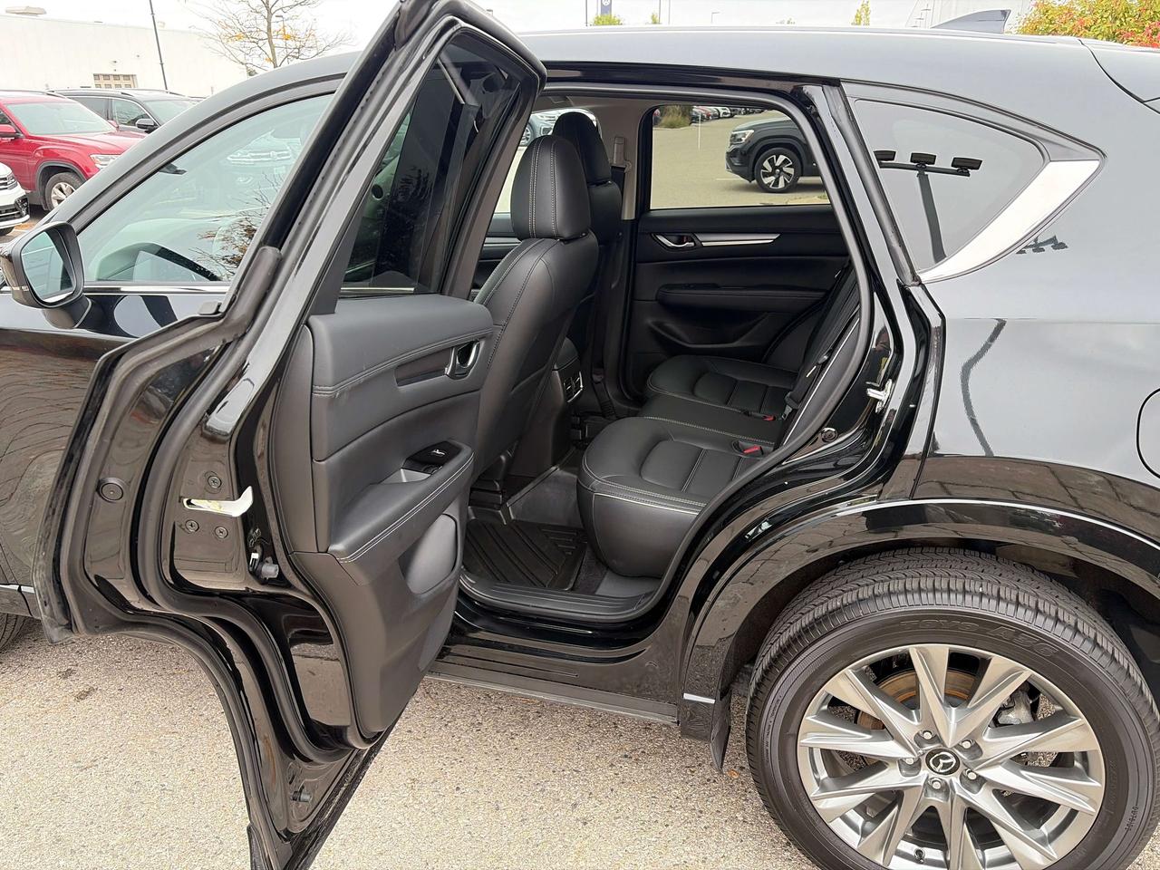 2025 Mazda CX-5 GT Photo