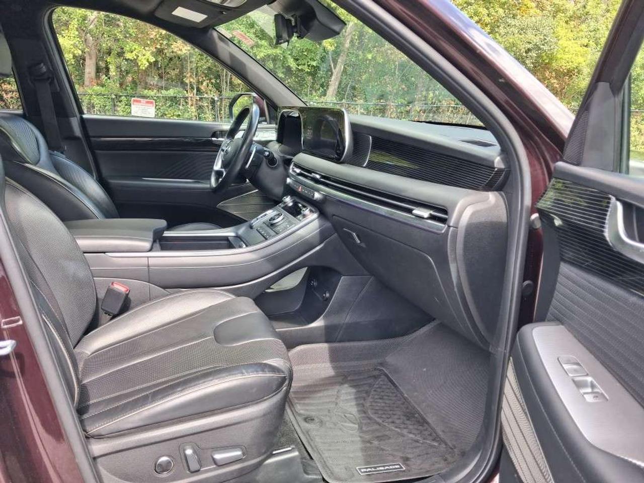 2023 Hyundai PALISADE Ultimate Calligraphy 7-Passenger AWD Photo