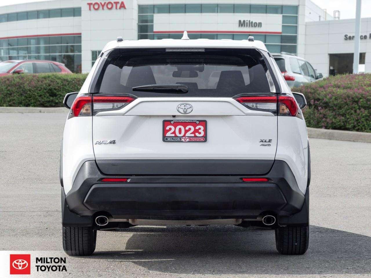 2023 Toyota RAV4 POWER SEAT SUNROOF HEATED STEERING ONE OWNER TCUV XLE Photo