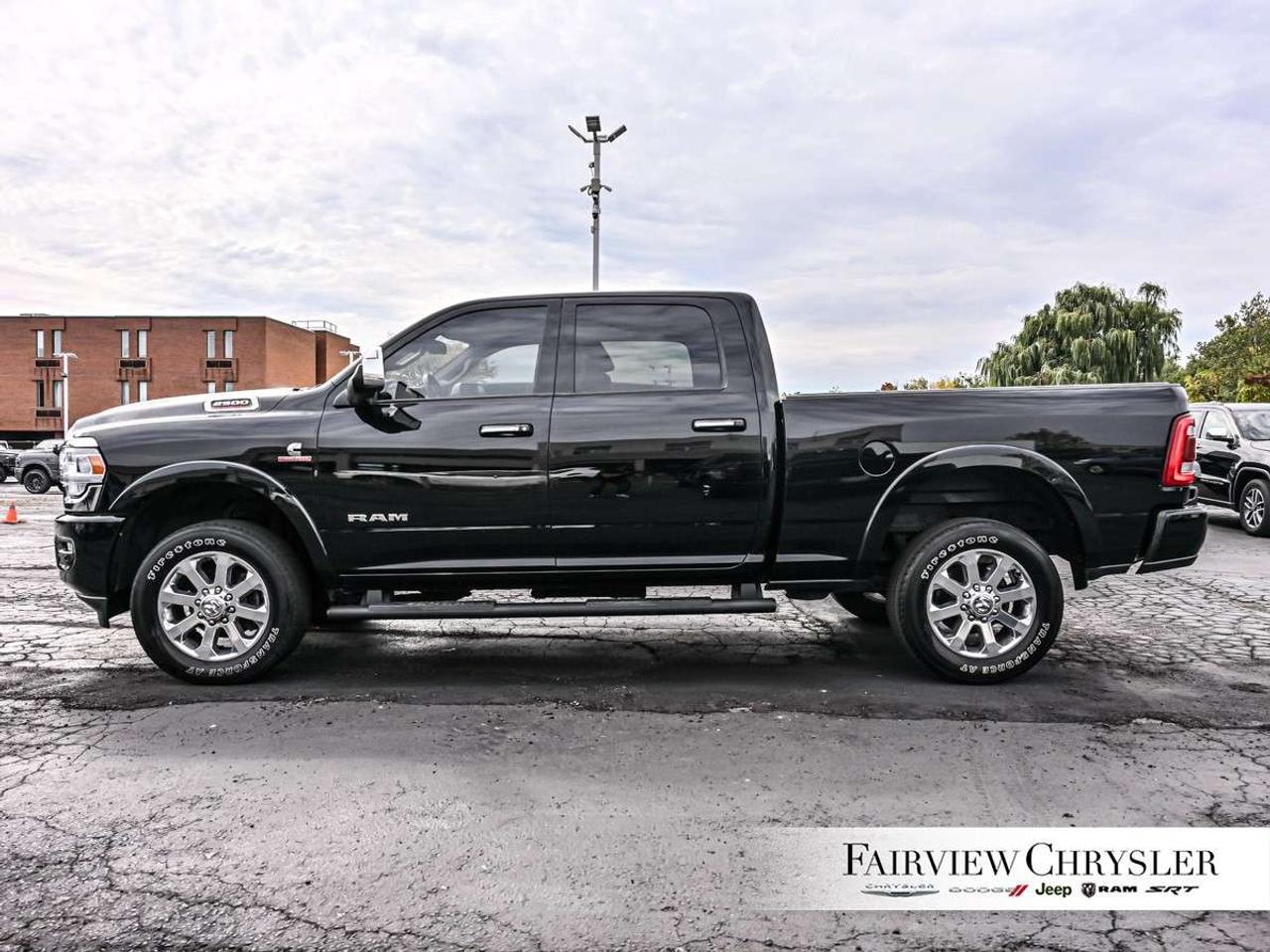 2022 RAM 2500 Laramie 4x4 Crew Cab 6'4 Box CUMMINS   LEATHER   NAV   HARMAN/KARDON   REMOTE TAILGATE   CARPLAY Photo2