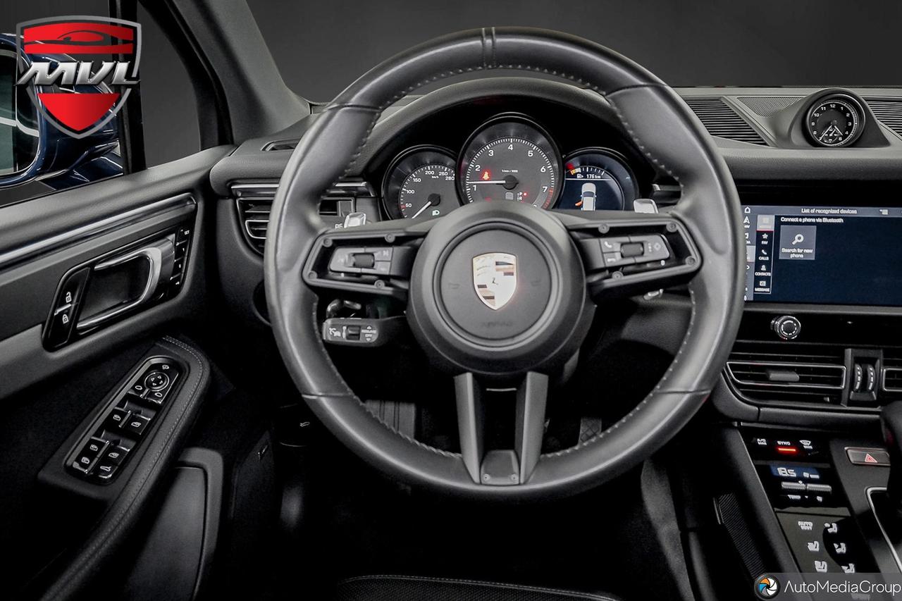 2024 Porsche Macan Base 4dr All-Wheel Drive Photo