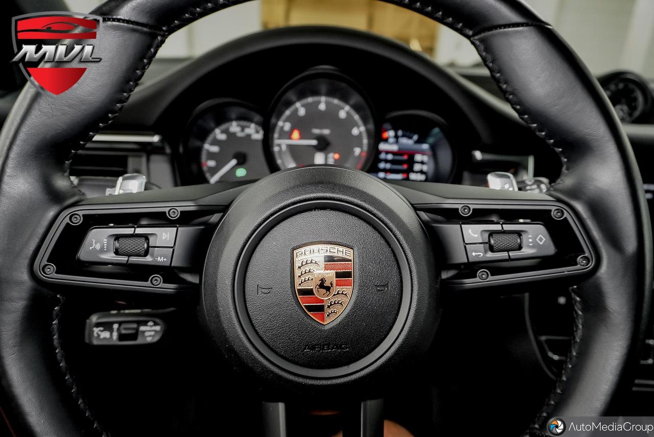 2024 Porsche Macan Base 4dr All-Wheel Drive Photo