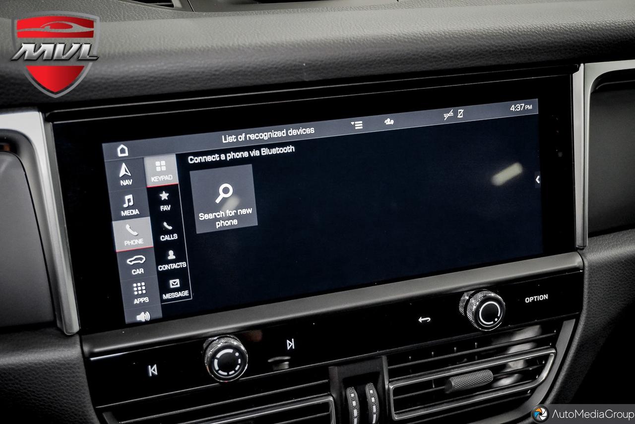 2024 Porsche Macan Base 4dr All-Wheel Drive Photo