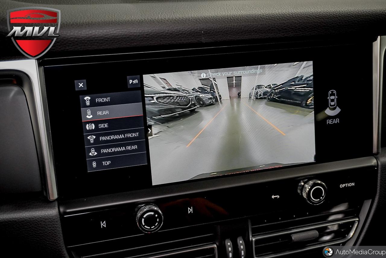 2024 Porsche Macan Base 4dr All-Wheel Drive Photo