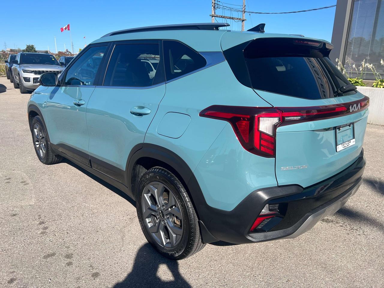 2025 Kia Seltos EX AWD *SUNROOF *LEATHER *REMOTE START *HTD SEATS Photo