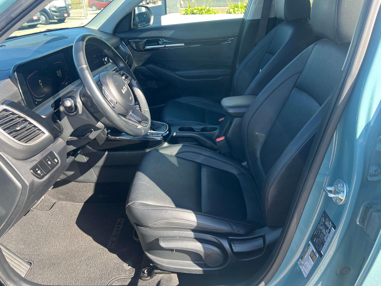 2025 Kia Seltos EX AWD *SUNROOF *LEATHER *REMOTE START *HTD SEATS Photo