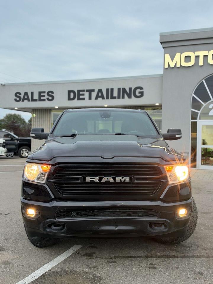 2020 RAM 1500 Big Horn 4x4 Quad Cab 6'4 Box Photo