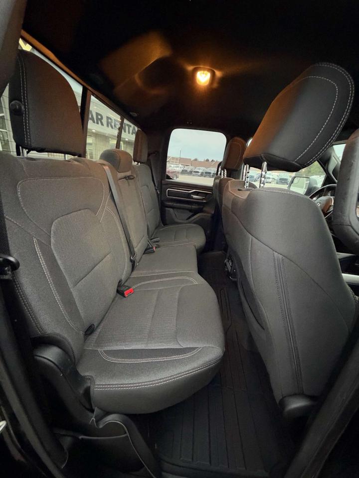 2020 RAM 1500 Big Horn 4x4 Quad Cab 6'4 Box Photo
