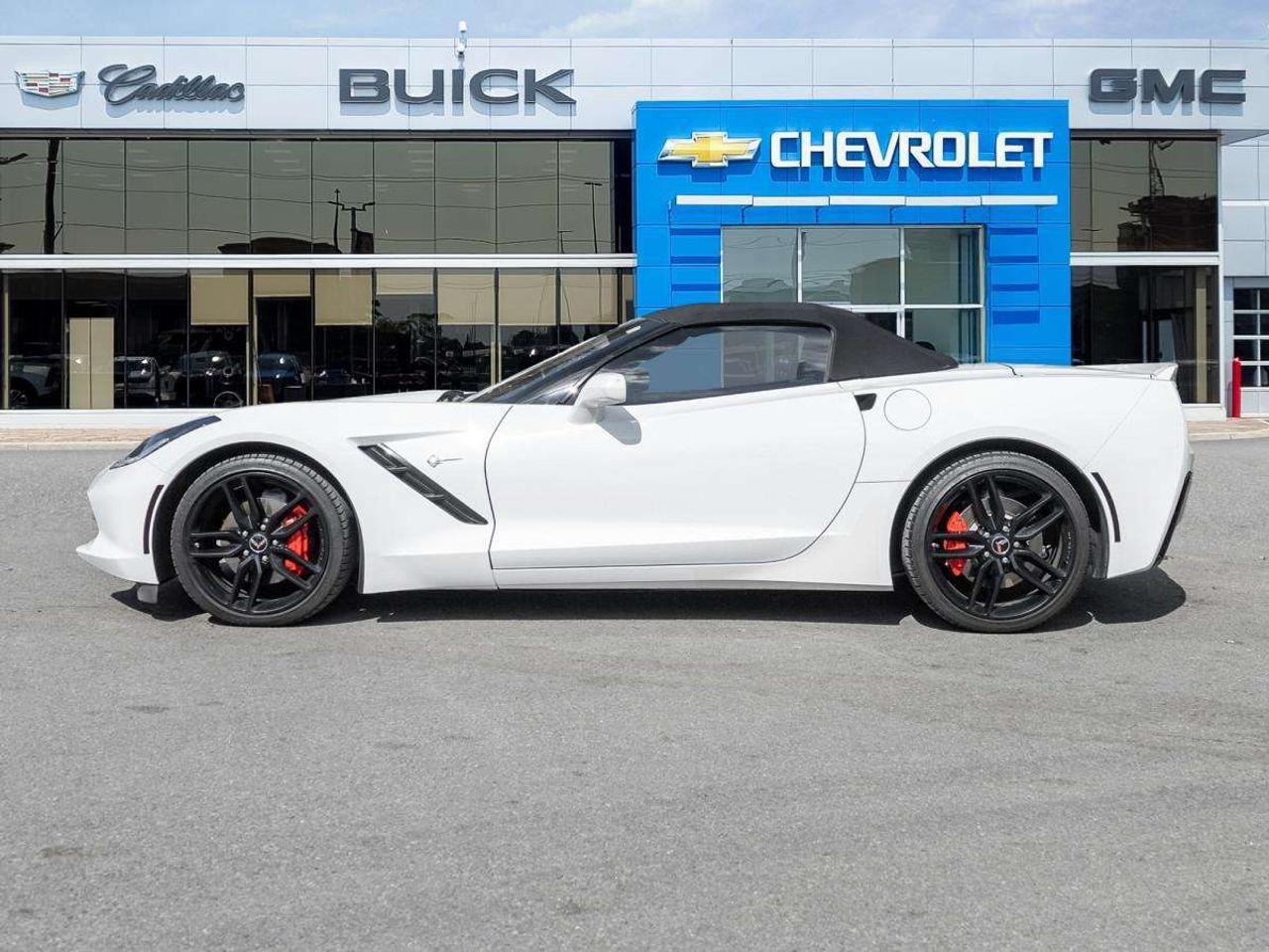 2015 Chevrolet Corvette 2dr Stingray Conv w/1LT Photo2