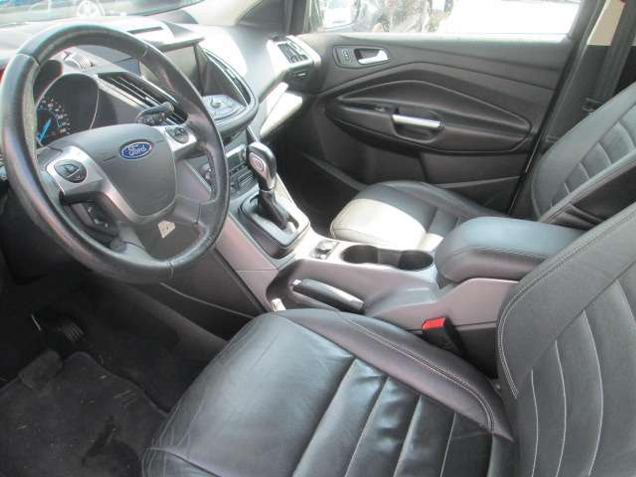 2015 Ford Escape SE, Leather, Back Up Camera, Local Trade Photo