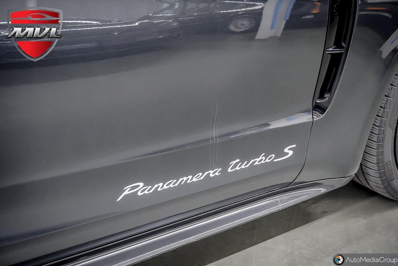 2023 Porsche Panamera Turbo S 4dr All-Wheel Drive Hatchback Photo
