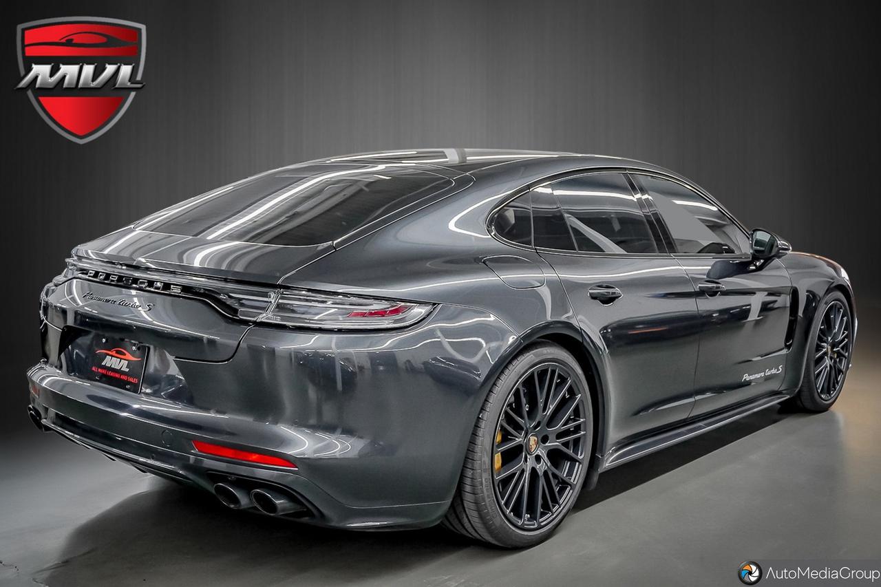 2023 Porsche Panamera Turbo S 4dr All-Wheel Drive Hatchback Photo