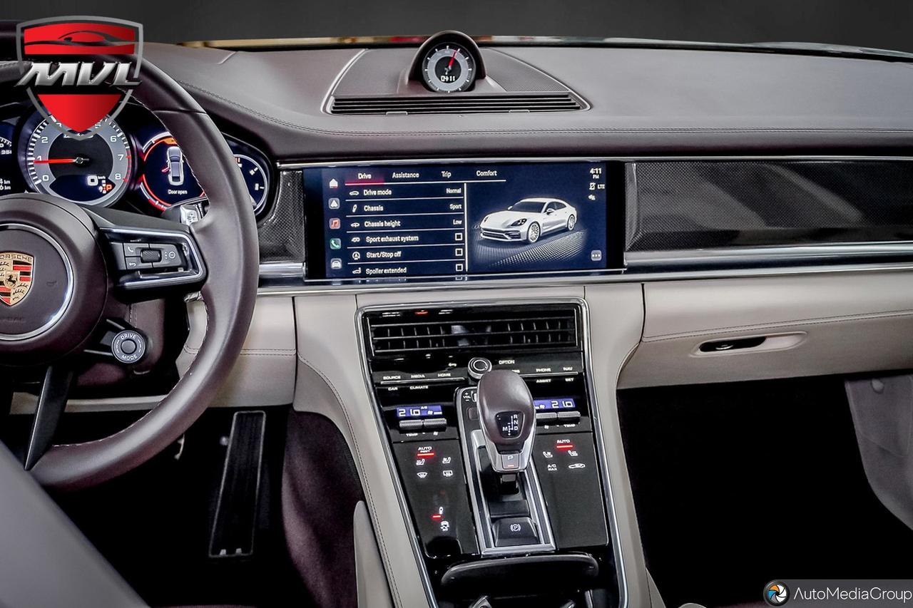 2023 Porsche Panamera Turbo S 4dr All-Wheel Drive Hatchback Photo