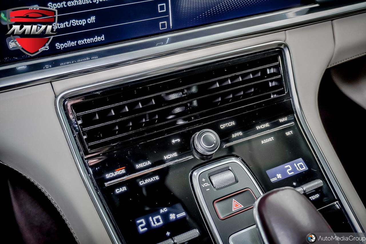 2023 Porsche Panamera Turbo S 4dr All-Wheel Drive Hatchback Photo