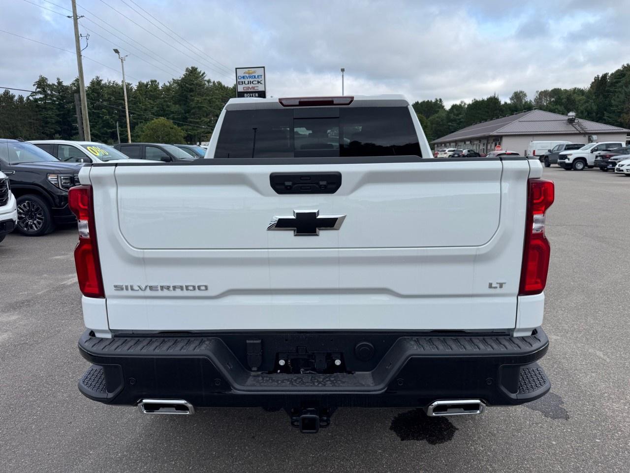2026 Chevrolet Silverado 1500 Crew Cab Short Box 4-Wheel Drive LT Trail Boss Photo
