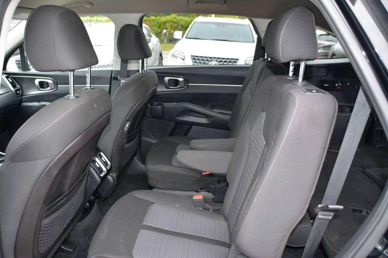 2021 Kia Sorento X-Line Photo