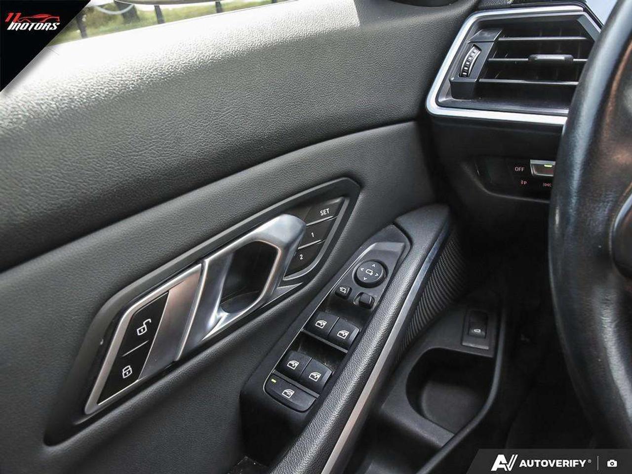2019 BMW 3 Series 330i xDrive Sedan   LOADED   CERTIFIED Photo