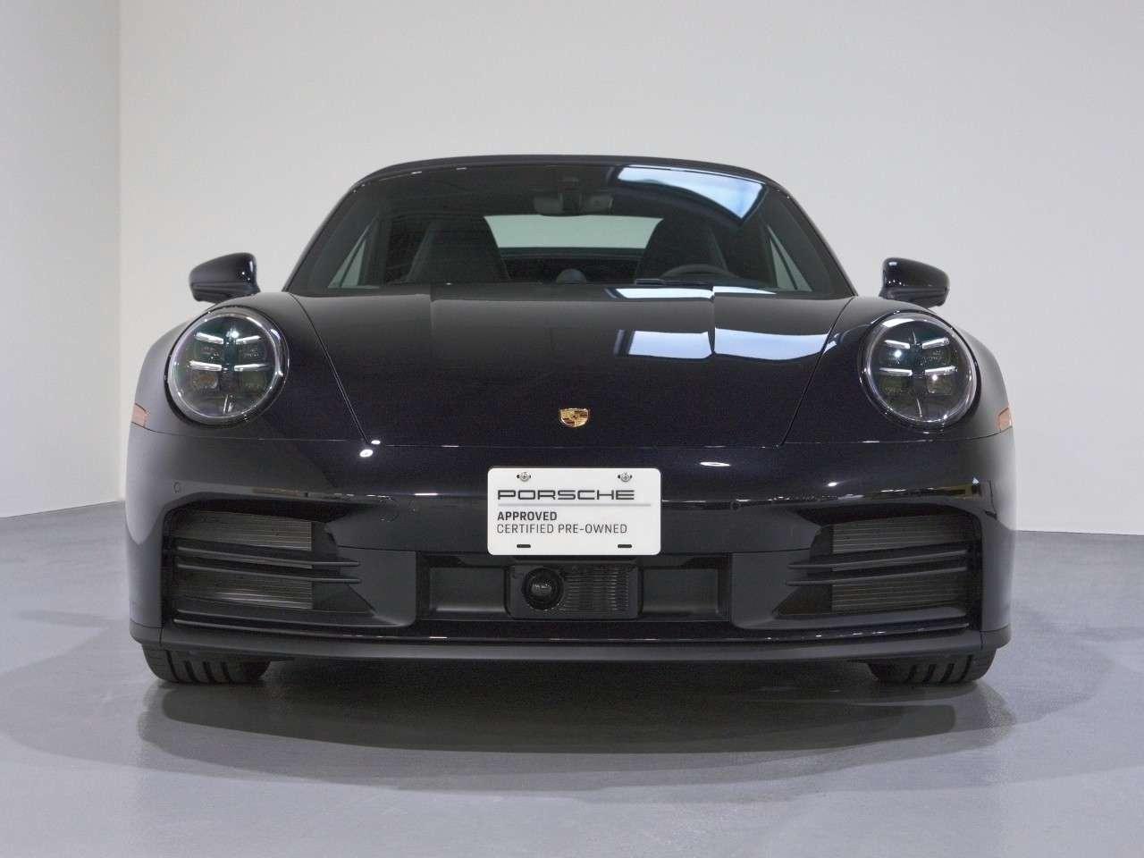 2025 Porsche 911 Carrera Cabriolet Photo
