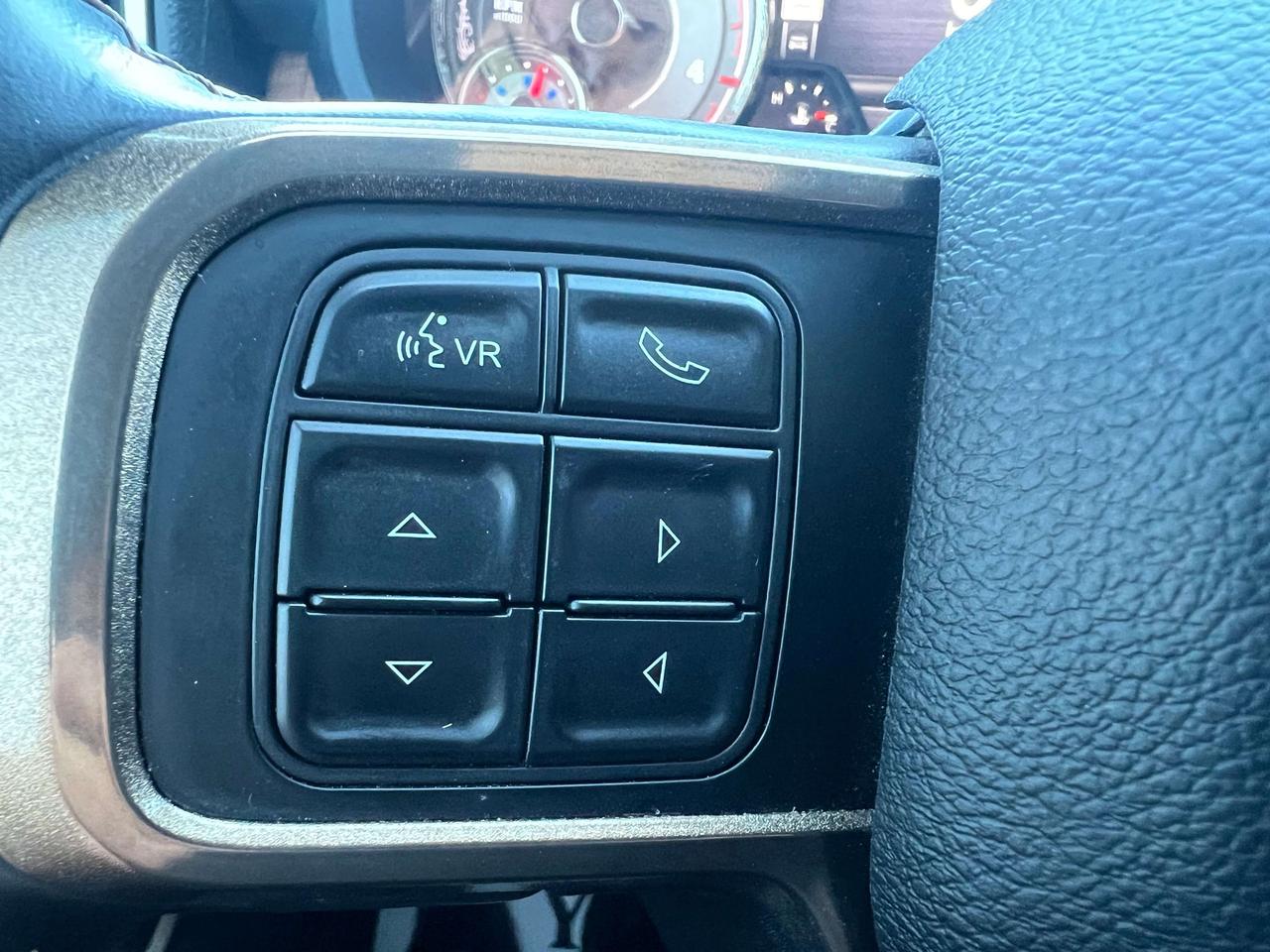 2022 RAM 2500 Longhorn Crew 4x4 Cummins Diesel *LOADED *LOW KMS Photo