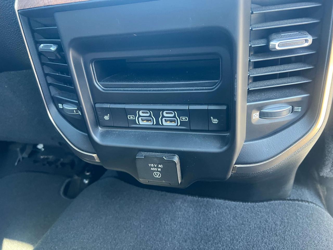 2022 RAM 2500 Longhorn Crew 4x4 Cummins Diesel *LOADED *LOW KMS Photo
