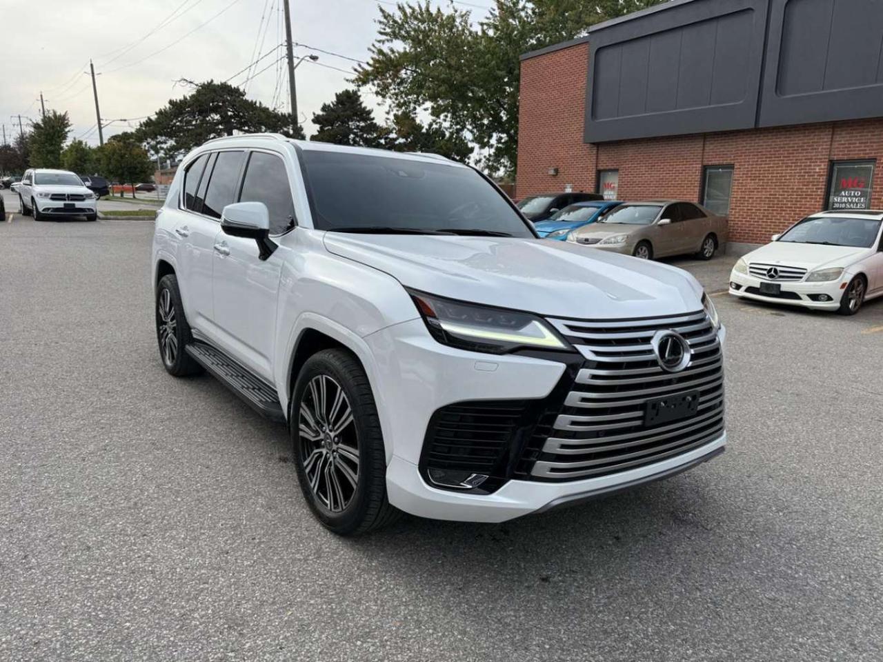 2022 Lexus LX LX 600 Auto, LUXURY PACKAGE, NO ACCIDENT Photo