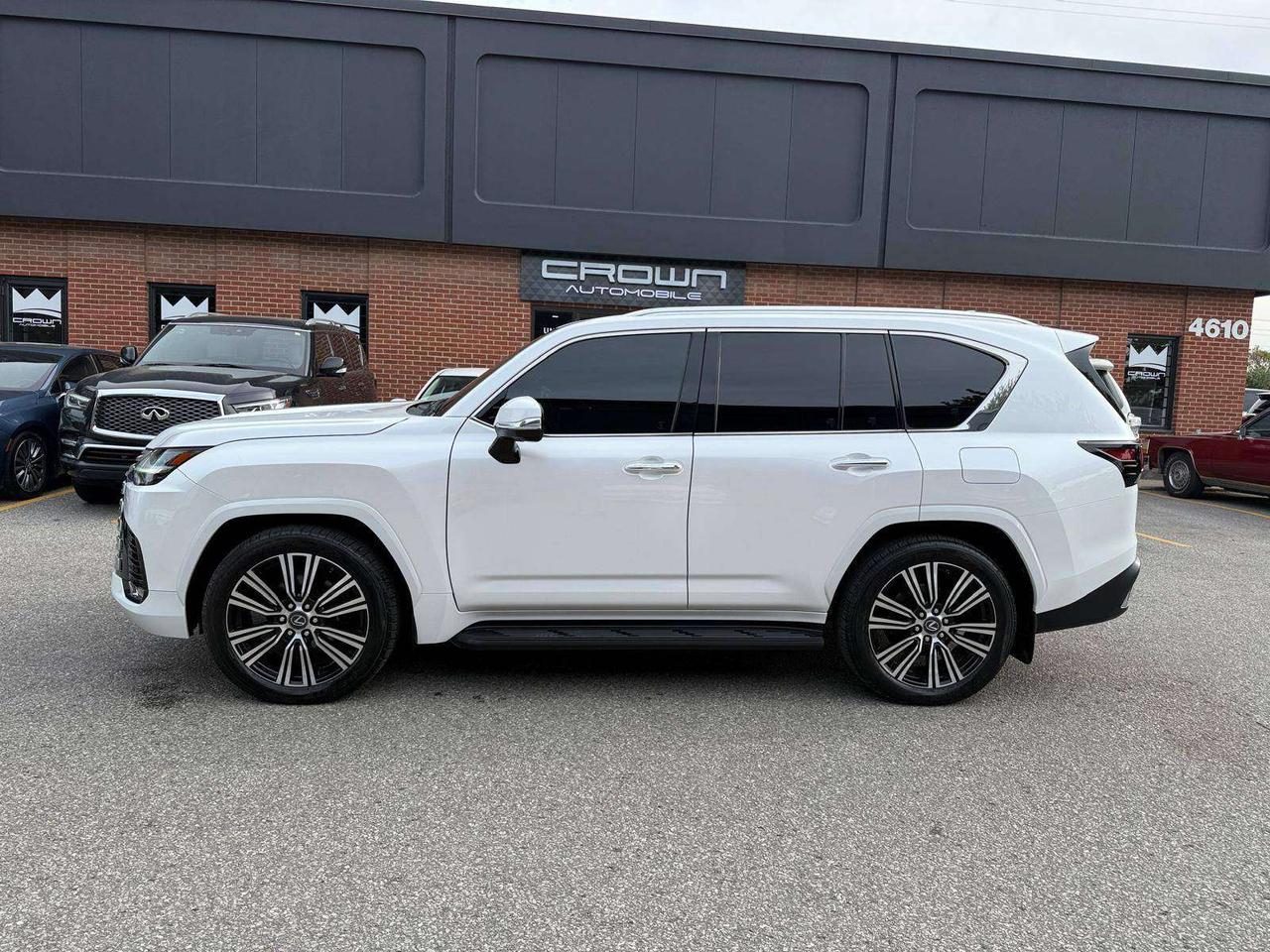 2022 Lexus LX LX 600 Auto, LUXURY PACKAGE, NO ACCIDENT Photo