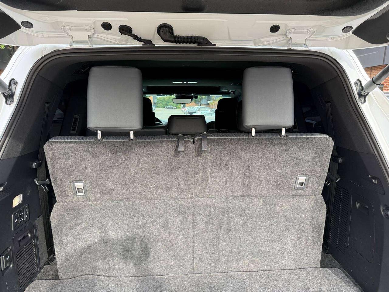 2022 Lexus LX LX 600 Auto, LUXURY PACKAGE, NO ACCIDENT Photo